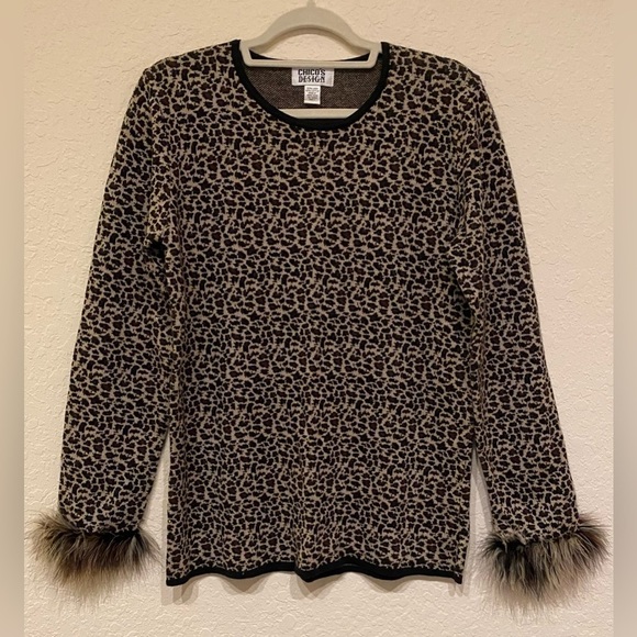 Chico’s Design Leopard Print Long Sleeve Top Fur Trim Around Wrists Size 1, US M - Picture 1 of 8
